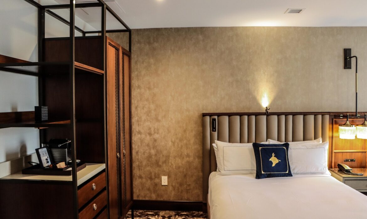 The Peregrine Hotel room