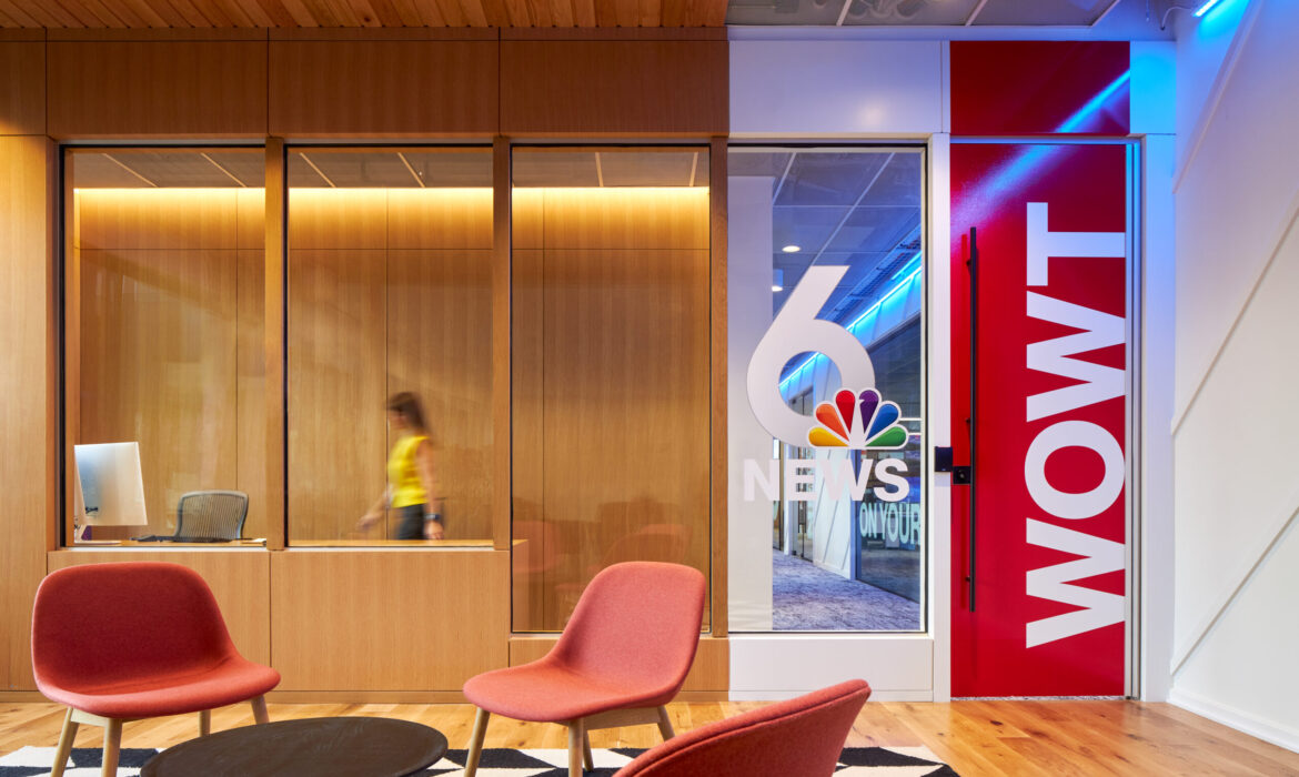 Blackstone Plaza WOWT lobby