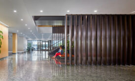Blackstone Plaza lobby back thumbnail